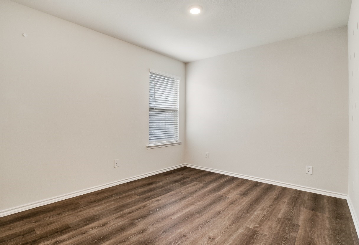1111 Dewy Glen Lane