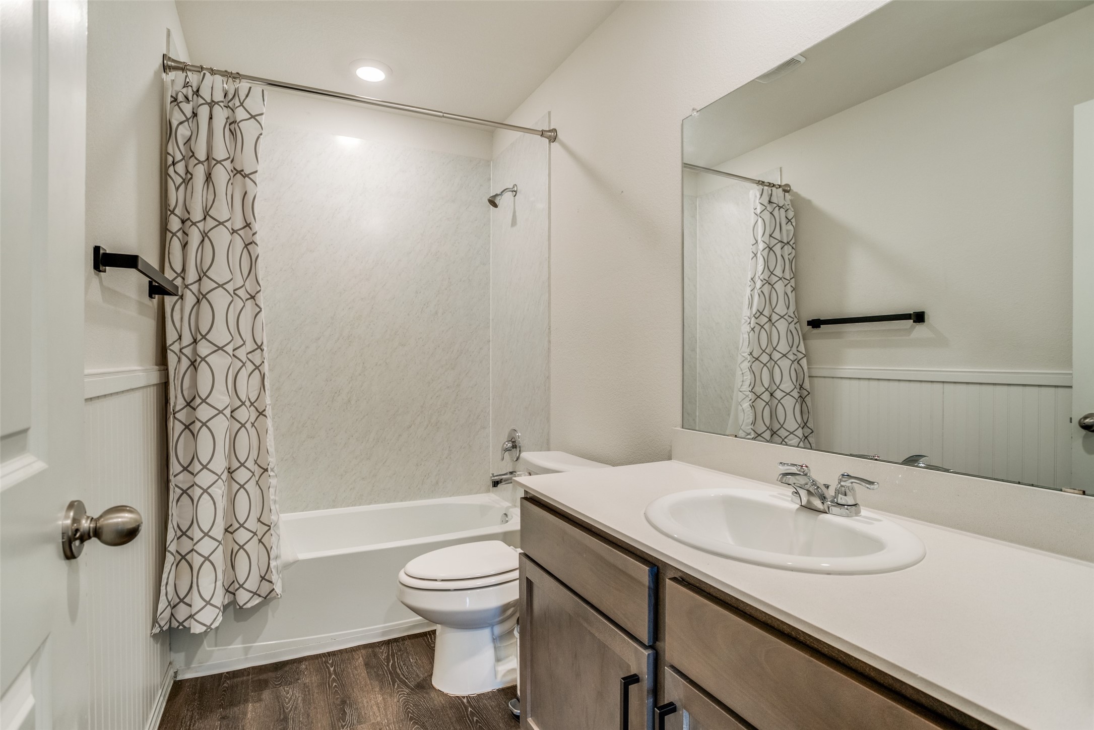 1111 Dewy Glen Lane