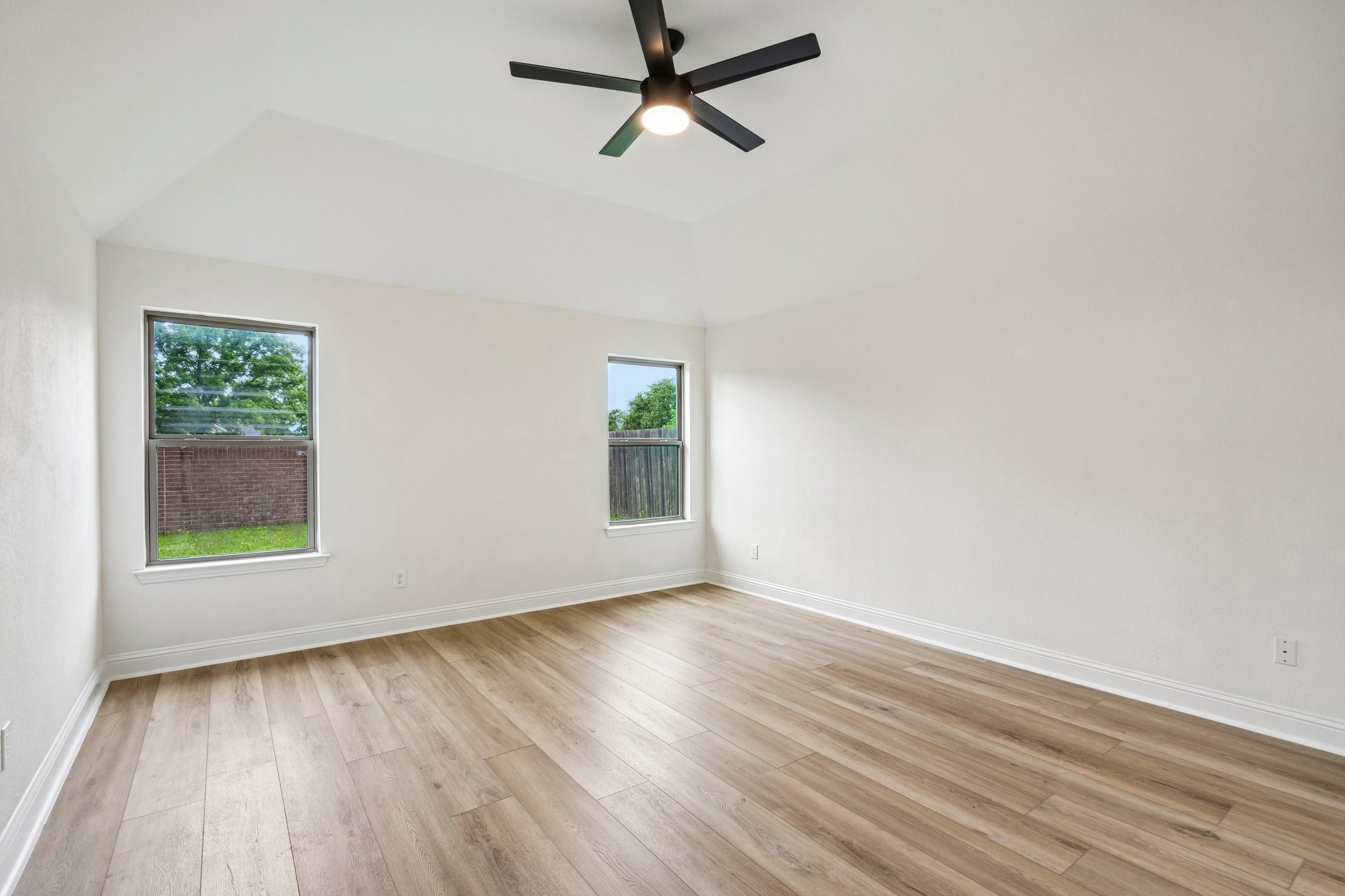 871 Mccall Drive