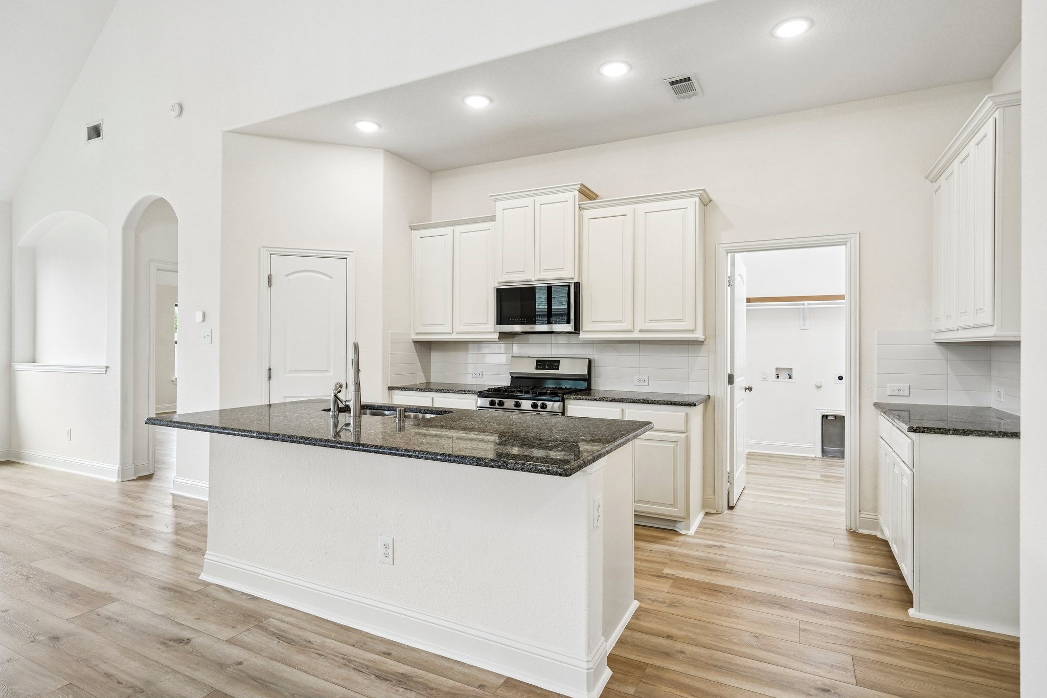 871 Mccall Drive