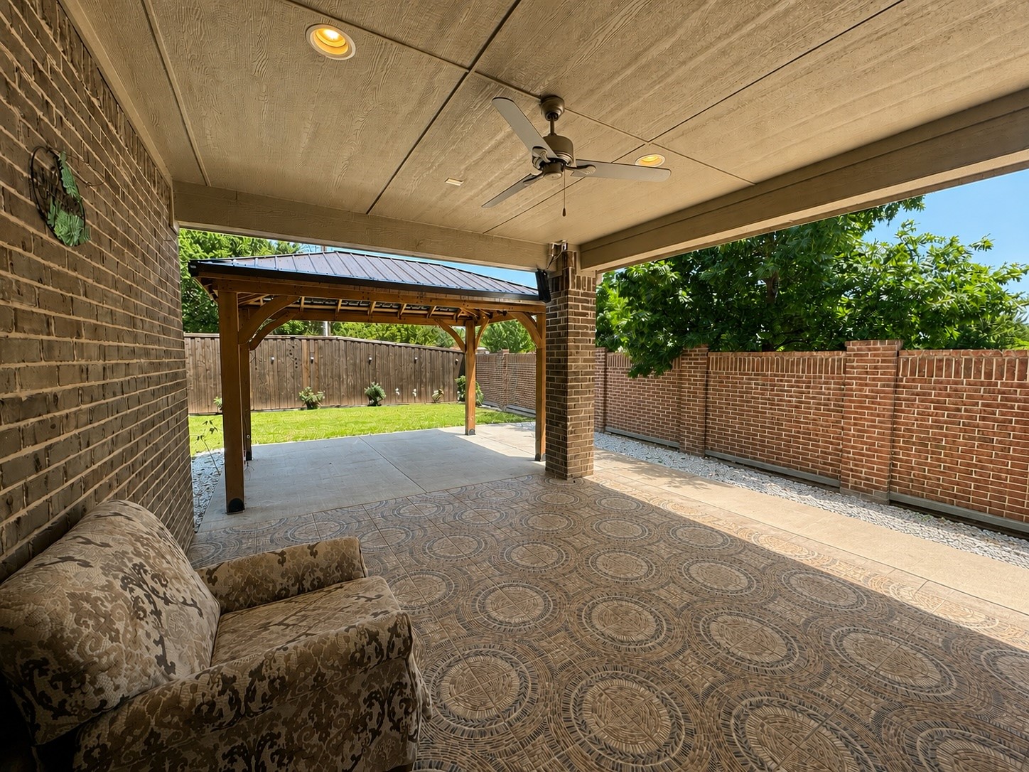1901 Oakston Drive