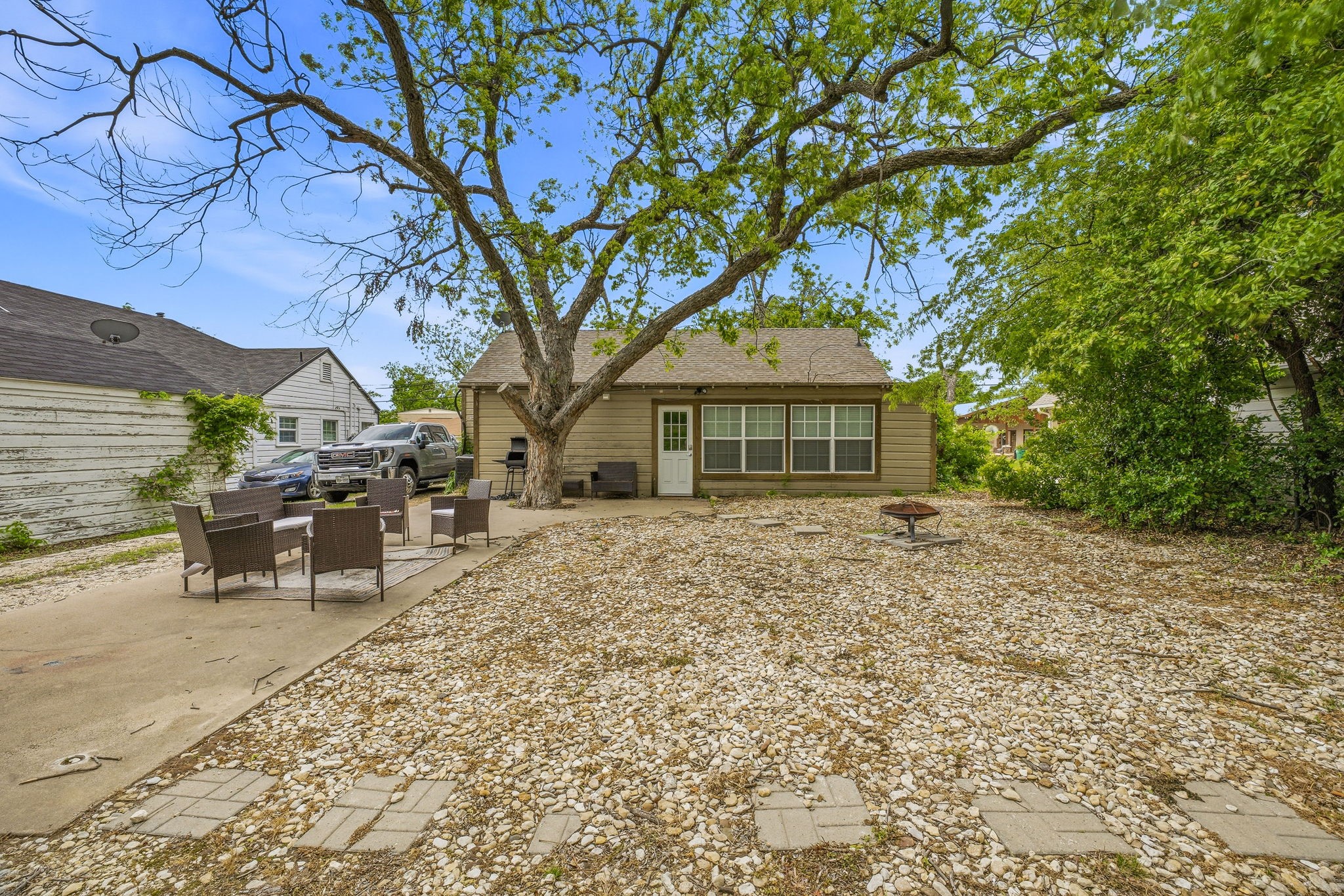 845 N Ollie Street