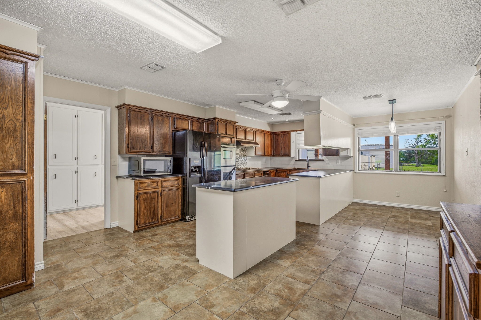 621 County Road 484