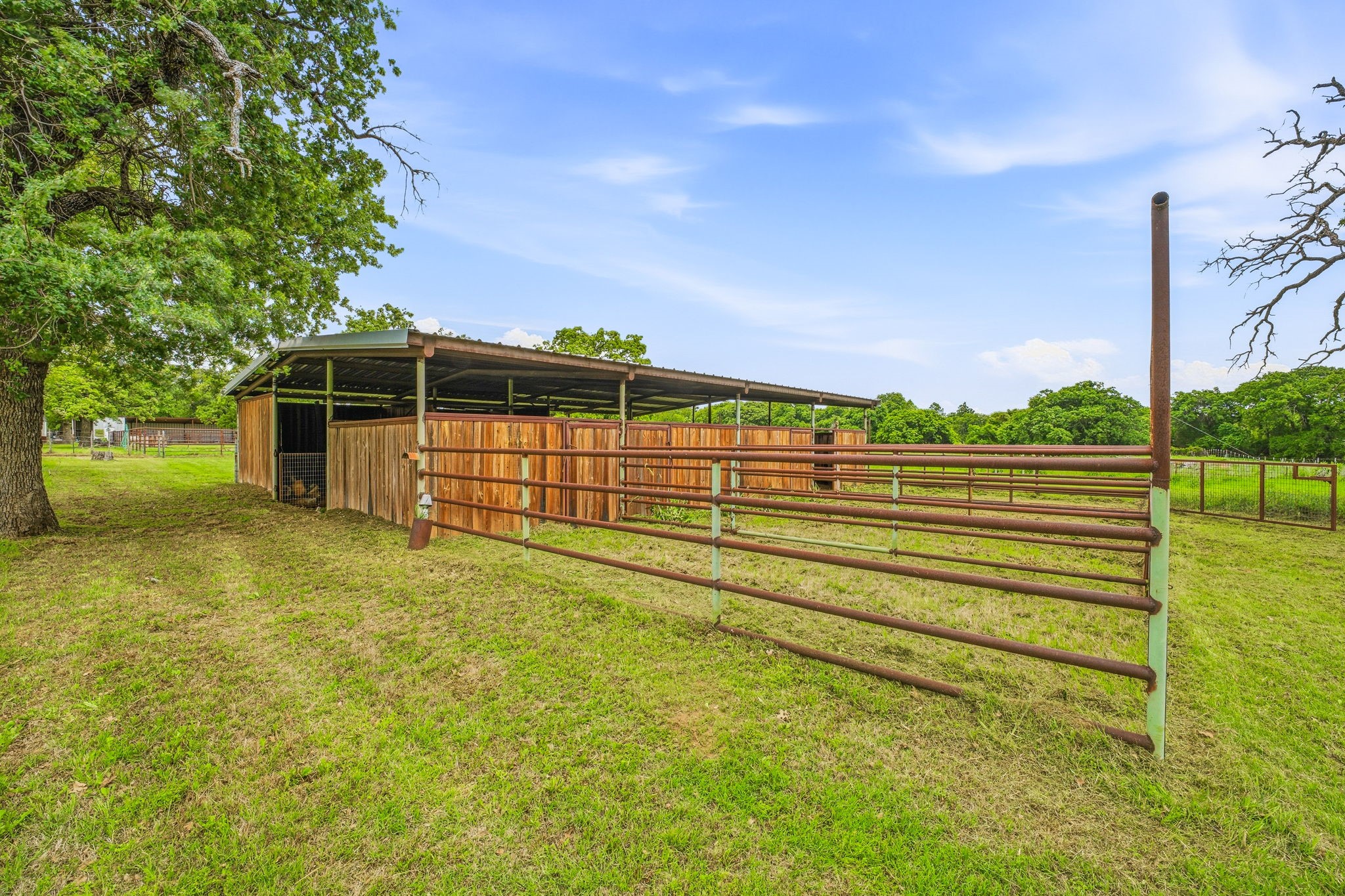 621 County Road 484