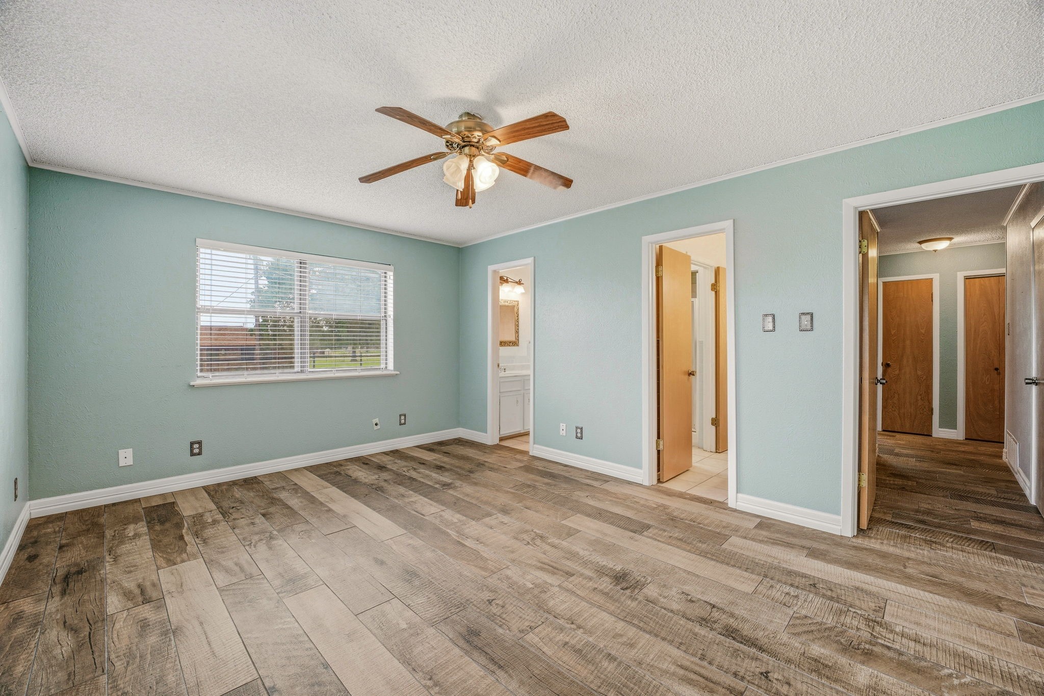 621 County Road 484
