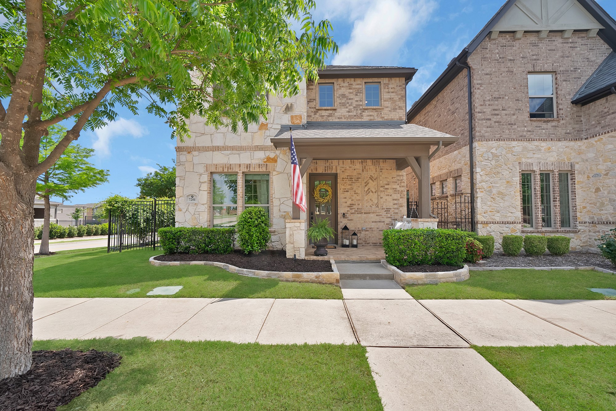 7201 Caladium Drive