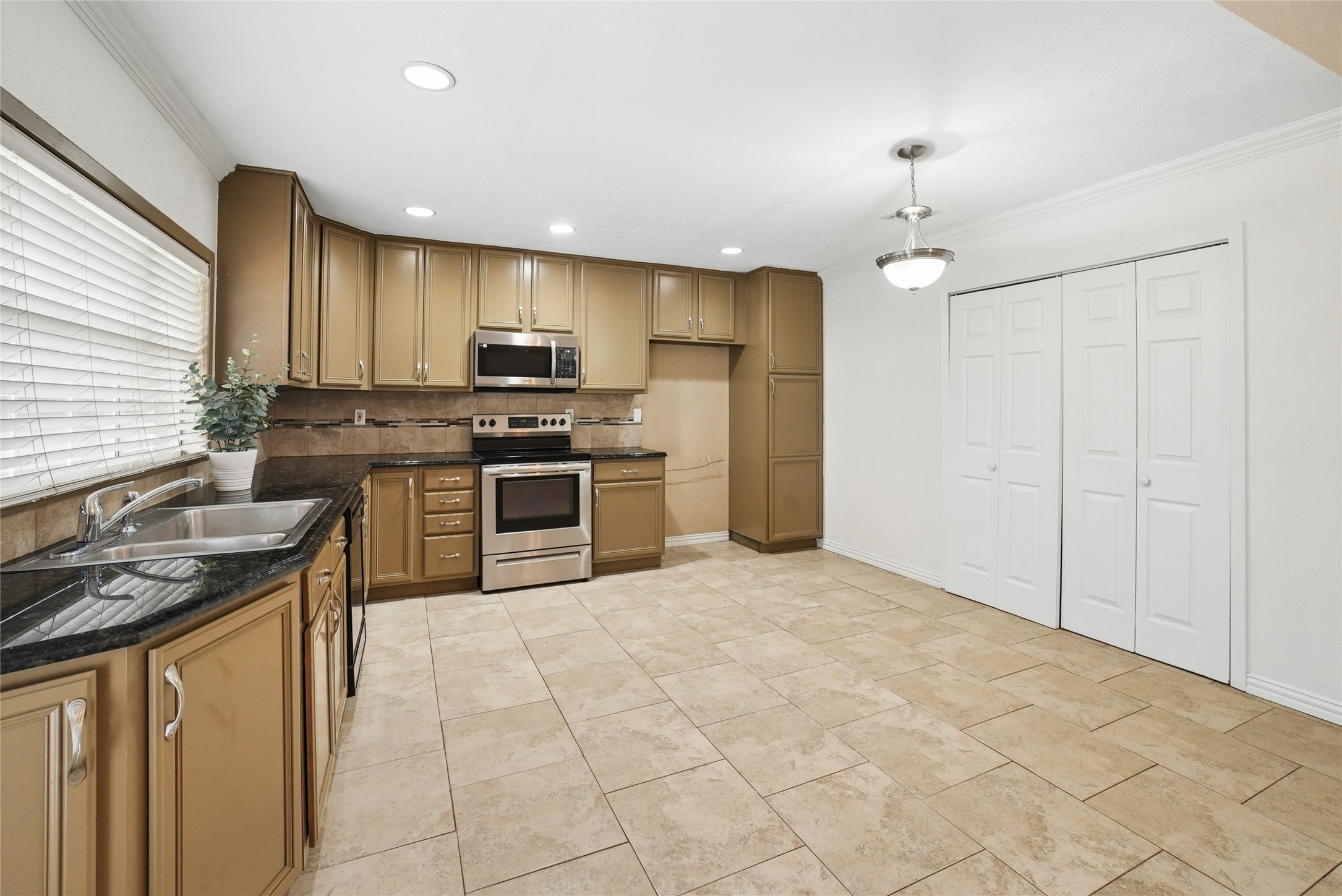 5161 Bartlett Drive