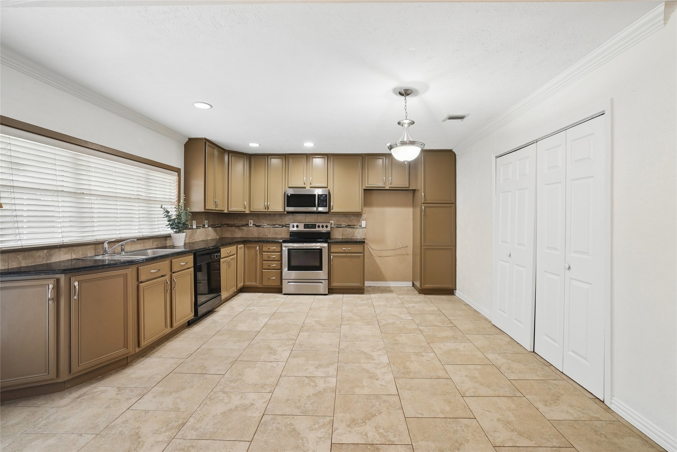 5161 Bartlett Drive