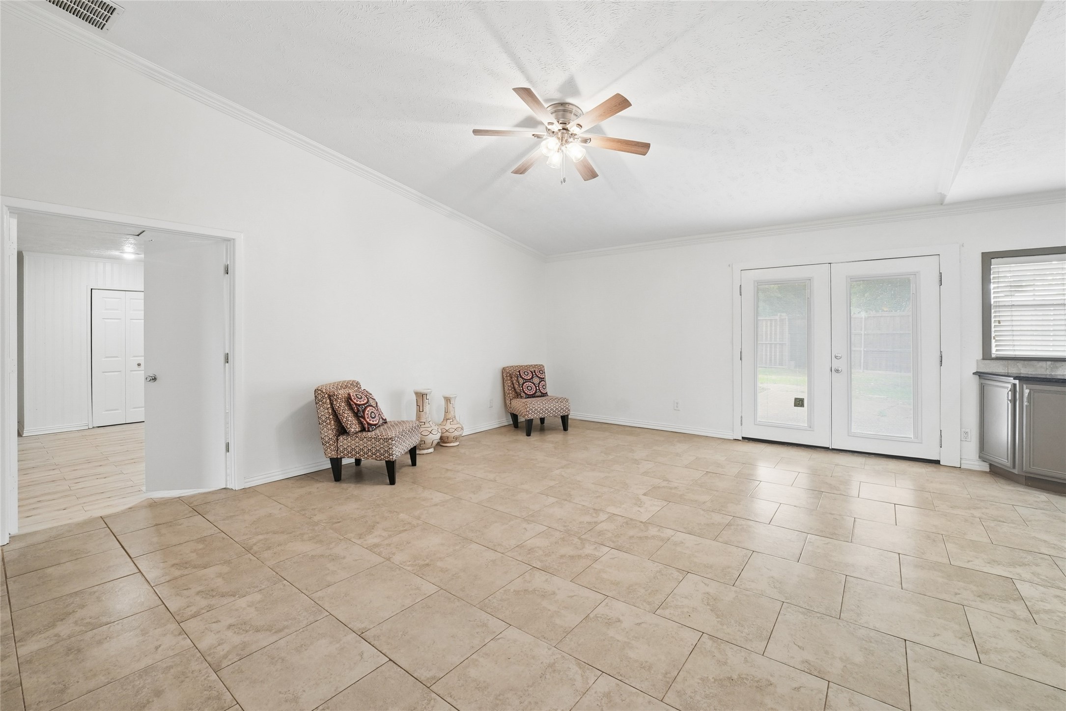 5161 Bartlett Drive