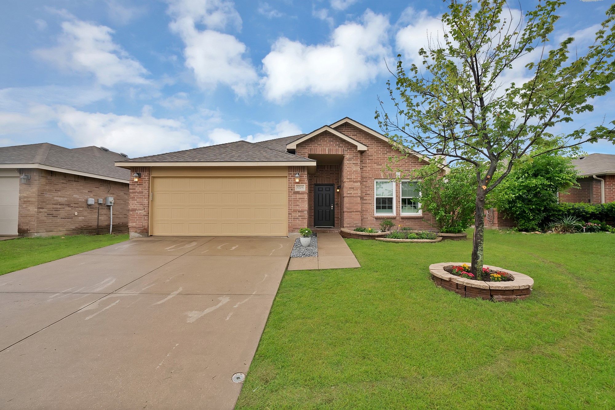 5705 Talons Crest Circle