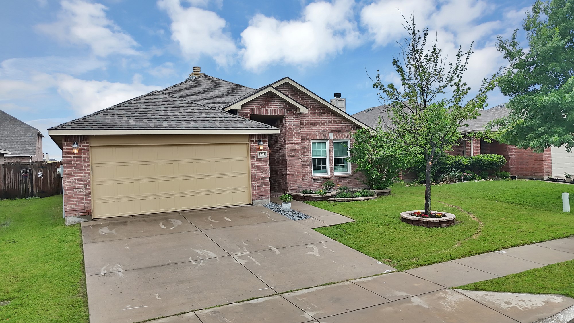 5705 Talons Crest Circle
