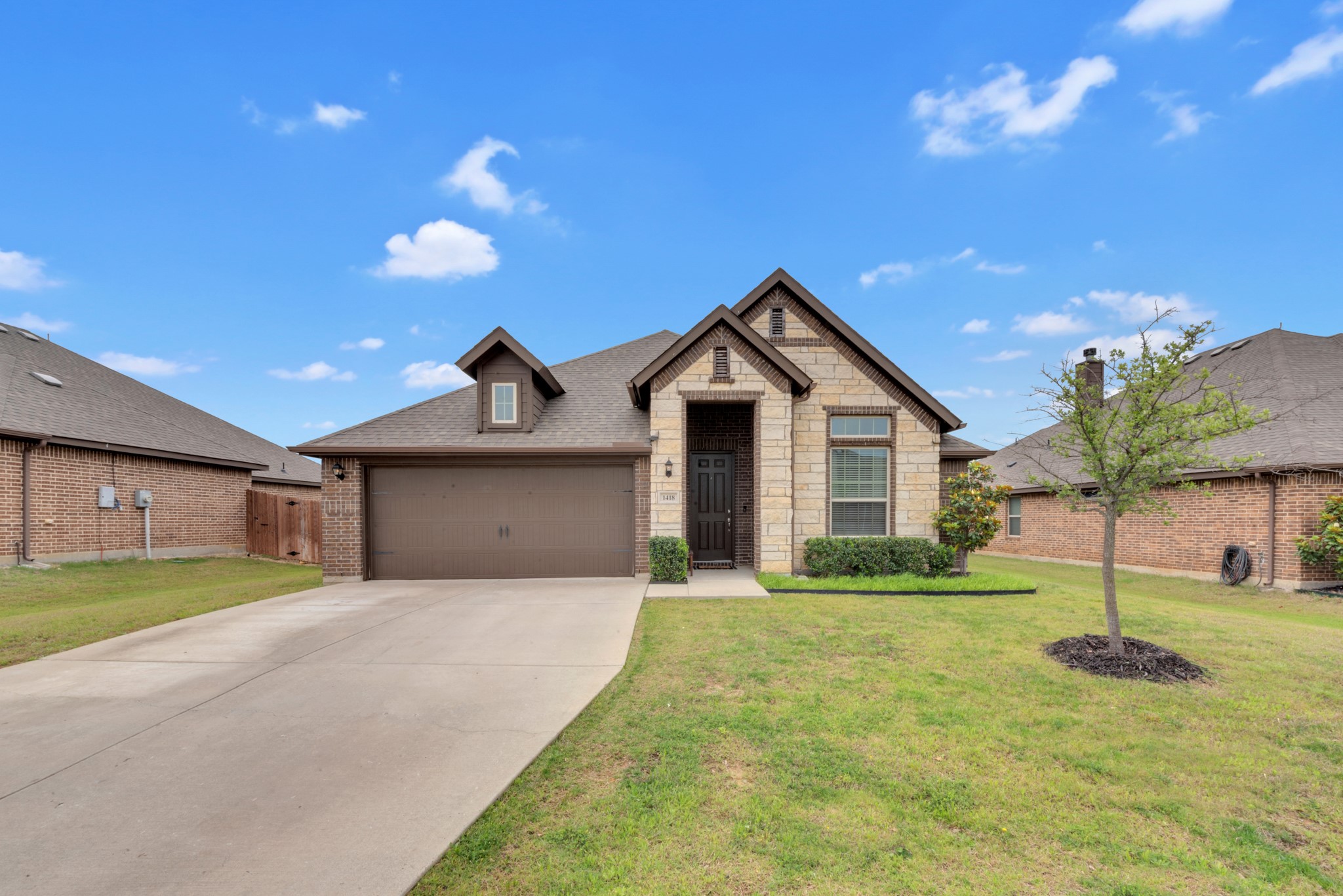 1418 Wagon Wheel Way