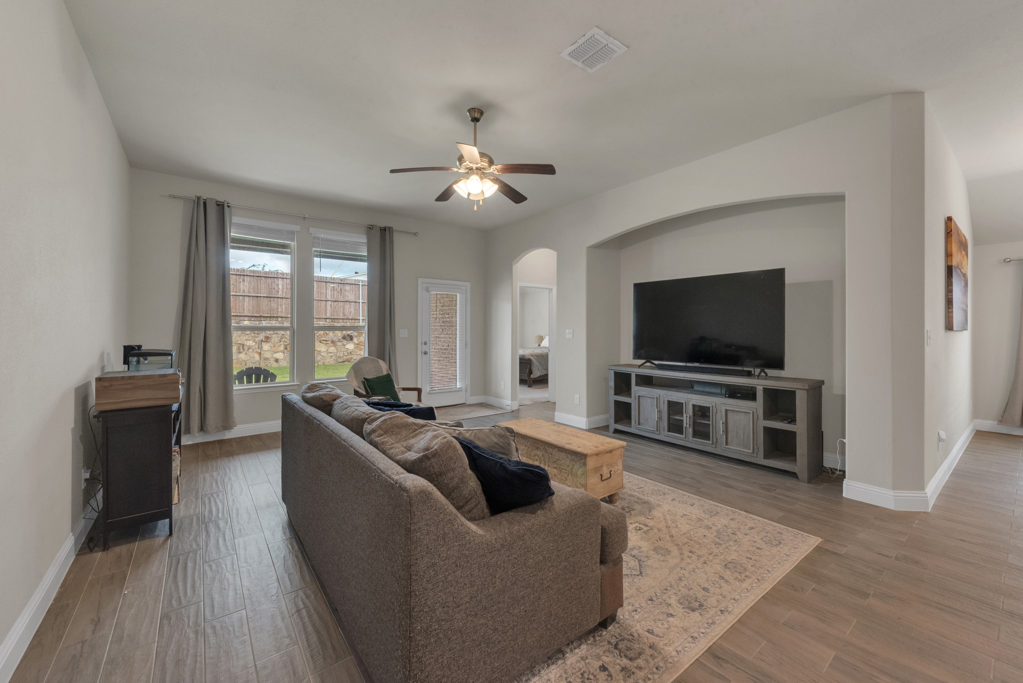 1418 Wagon Wheel Way
