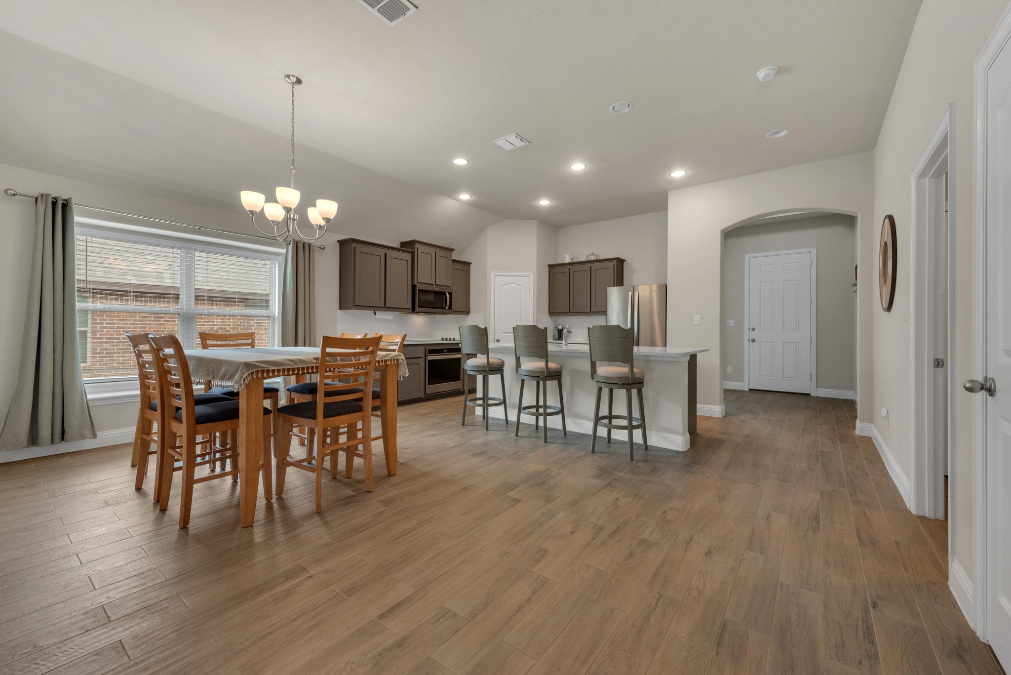 1418 Wagon Wheel Way