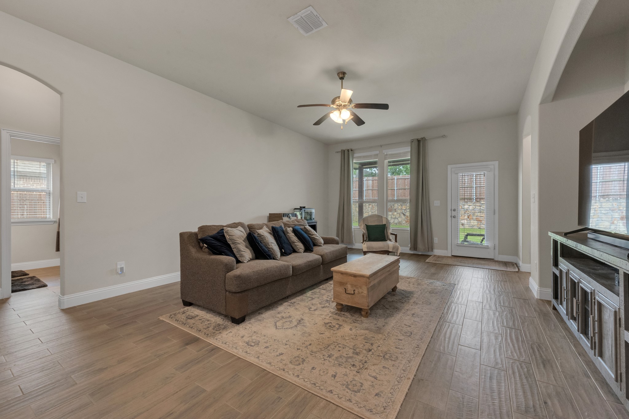 1418 Wagon Wheel Way
