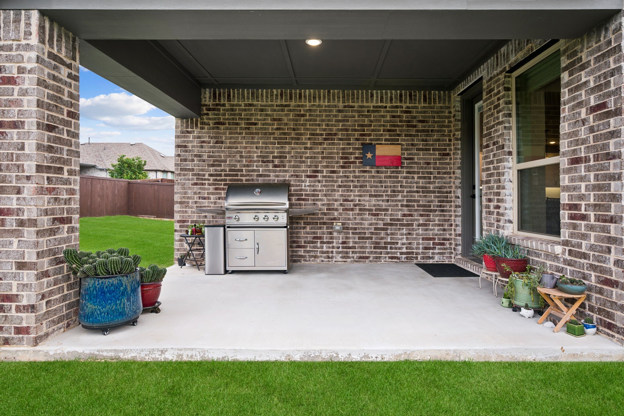 3936 Primrose Drive