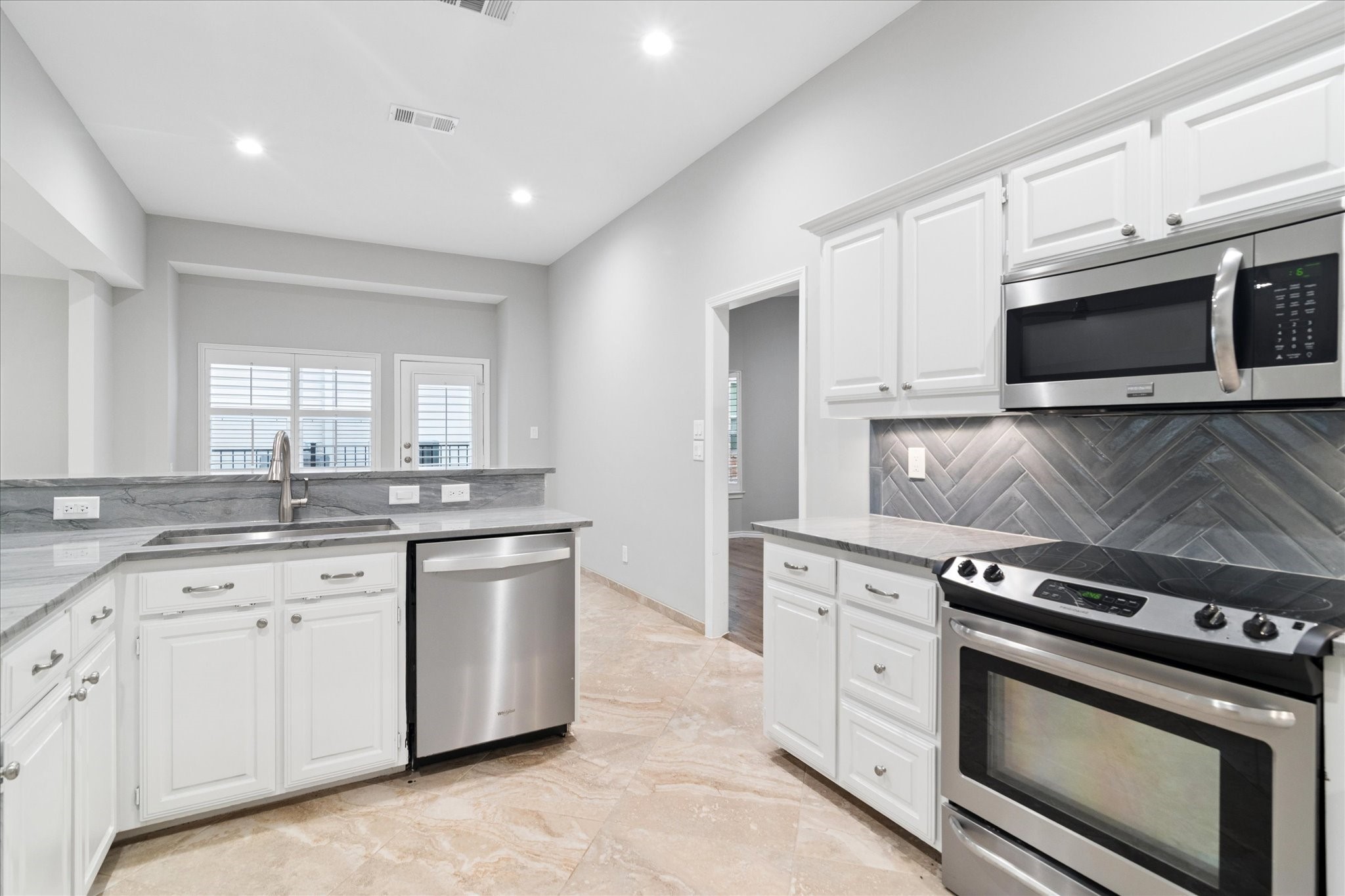 1313 Auburn Place
