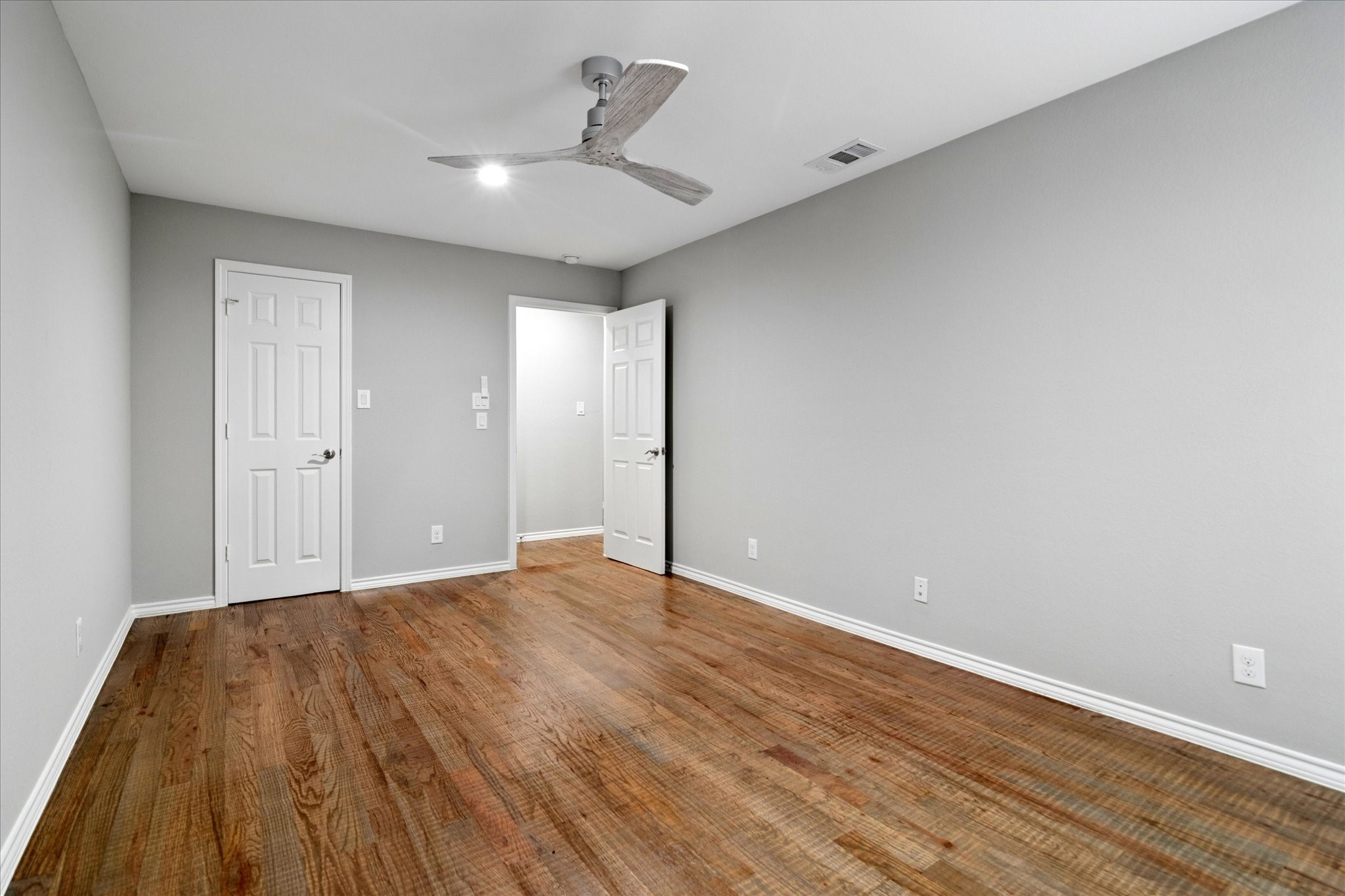 1313 Auburn Place