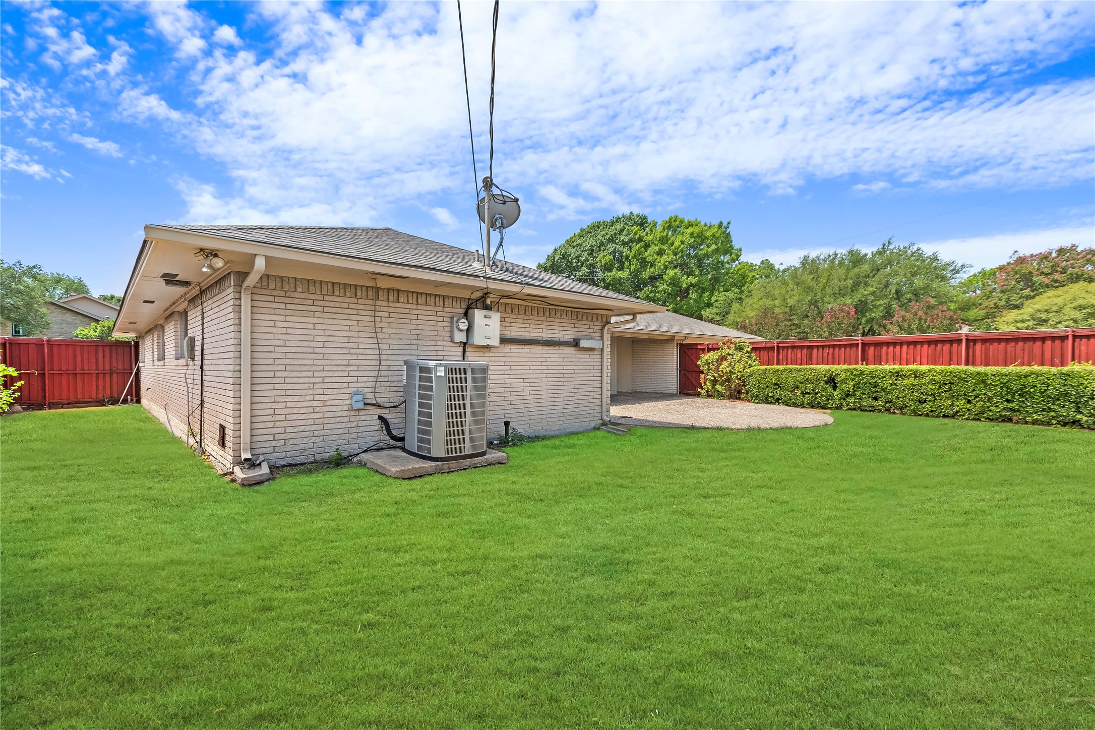 6109 Highgate Lane