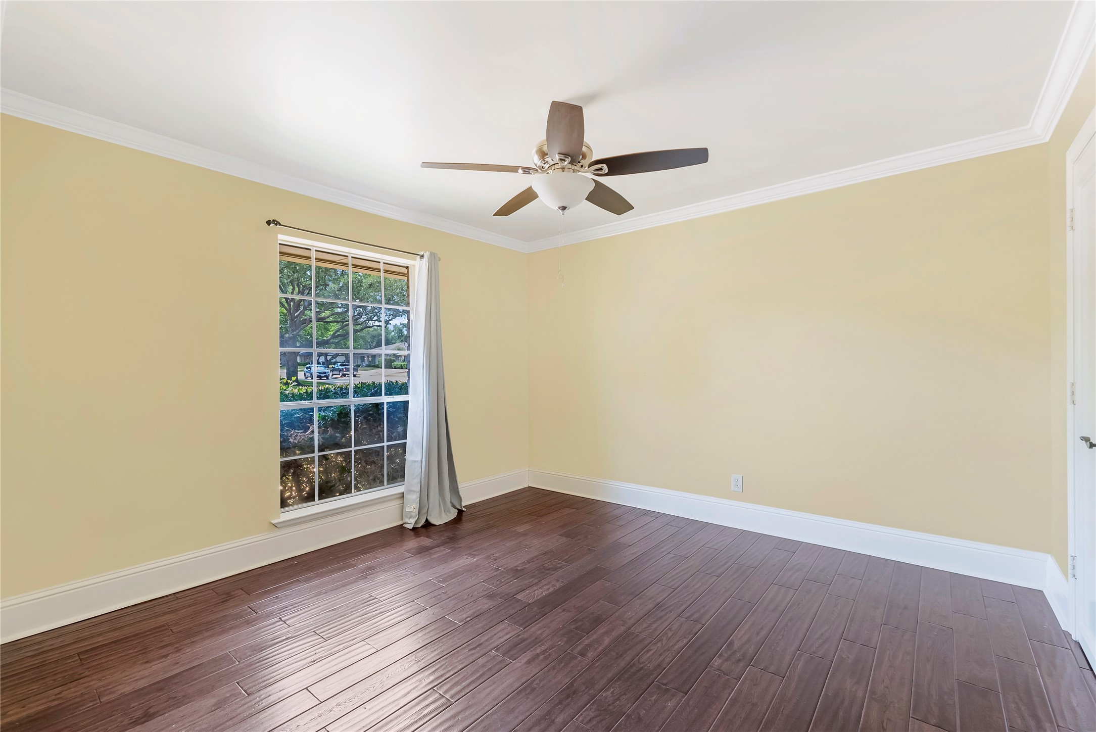 6109 Highgate Lane