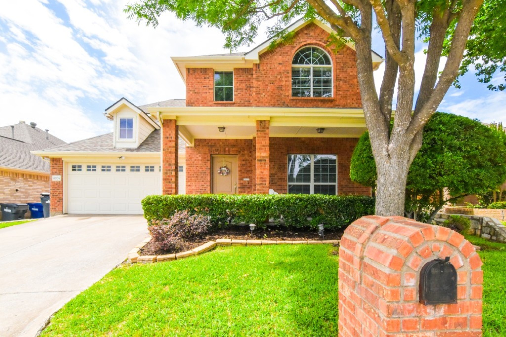 8305 Loma Alta Trail