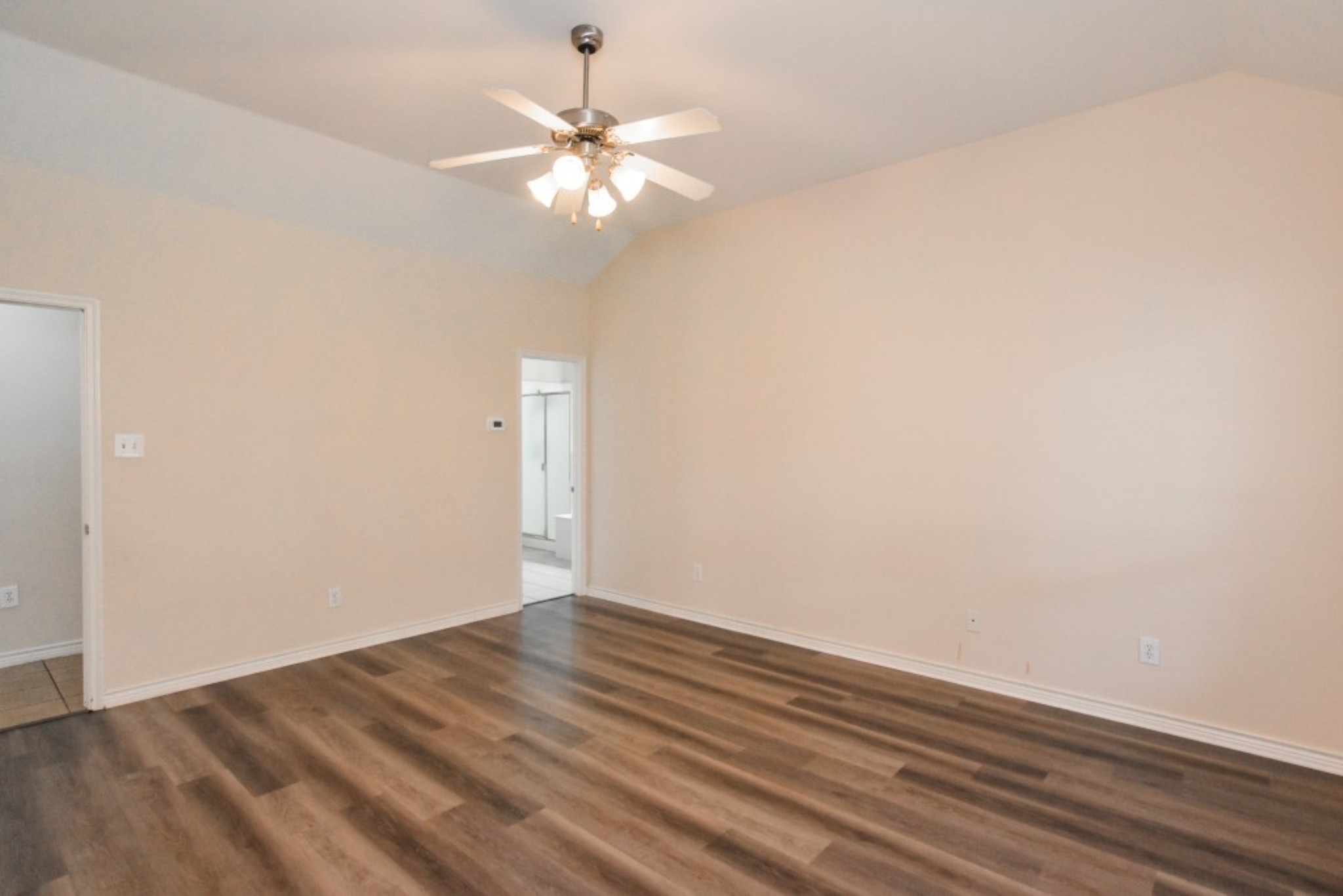 8305 Loma Alta Trail