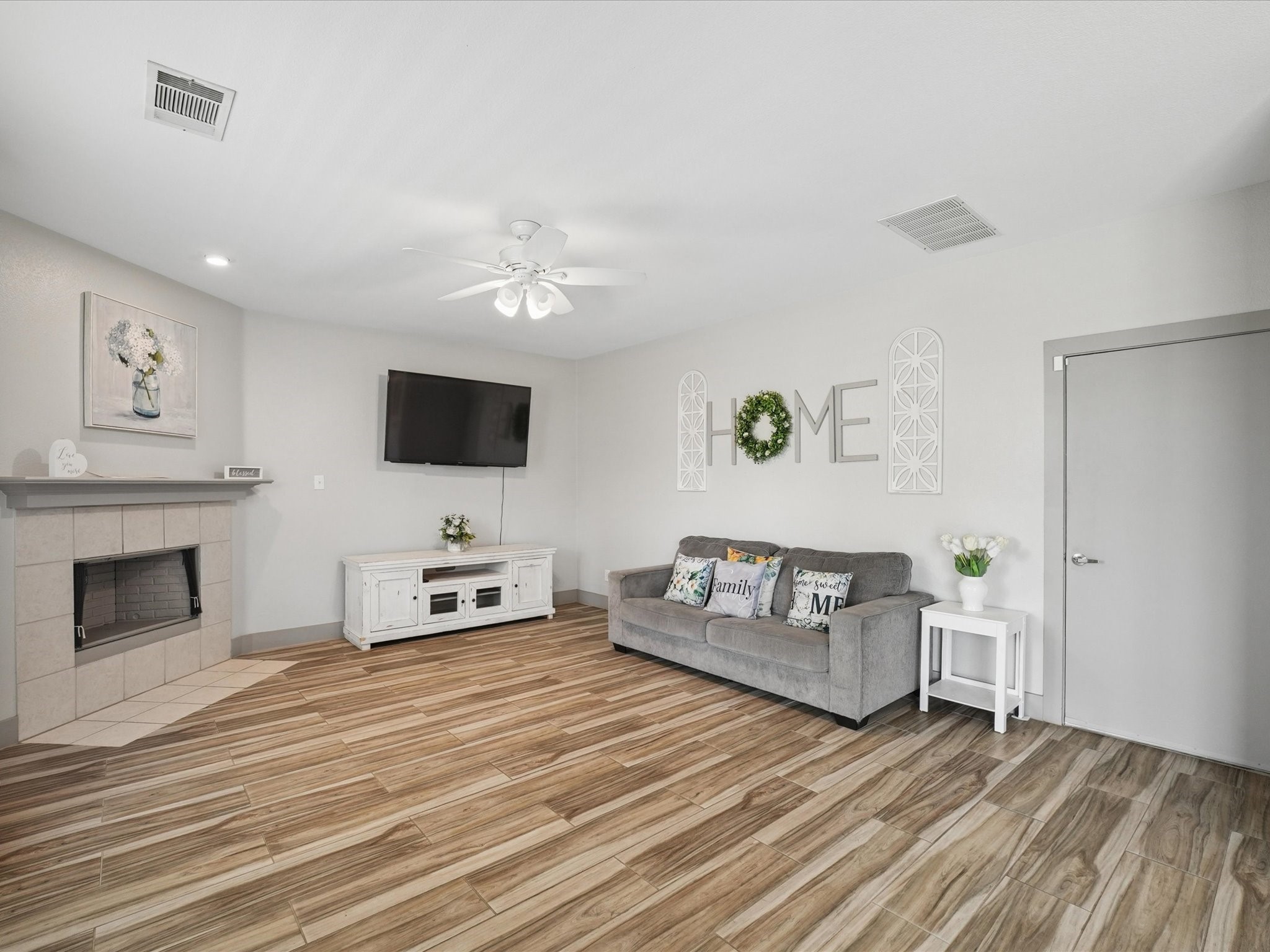 2433 Galemeadow Drive