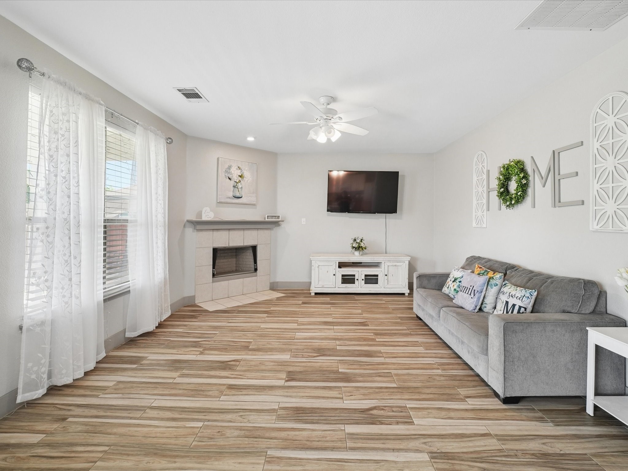 2433 Galemeadow Drive