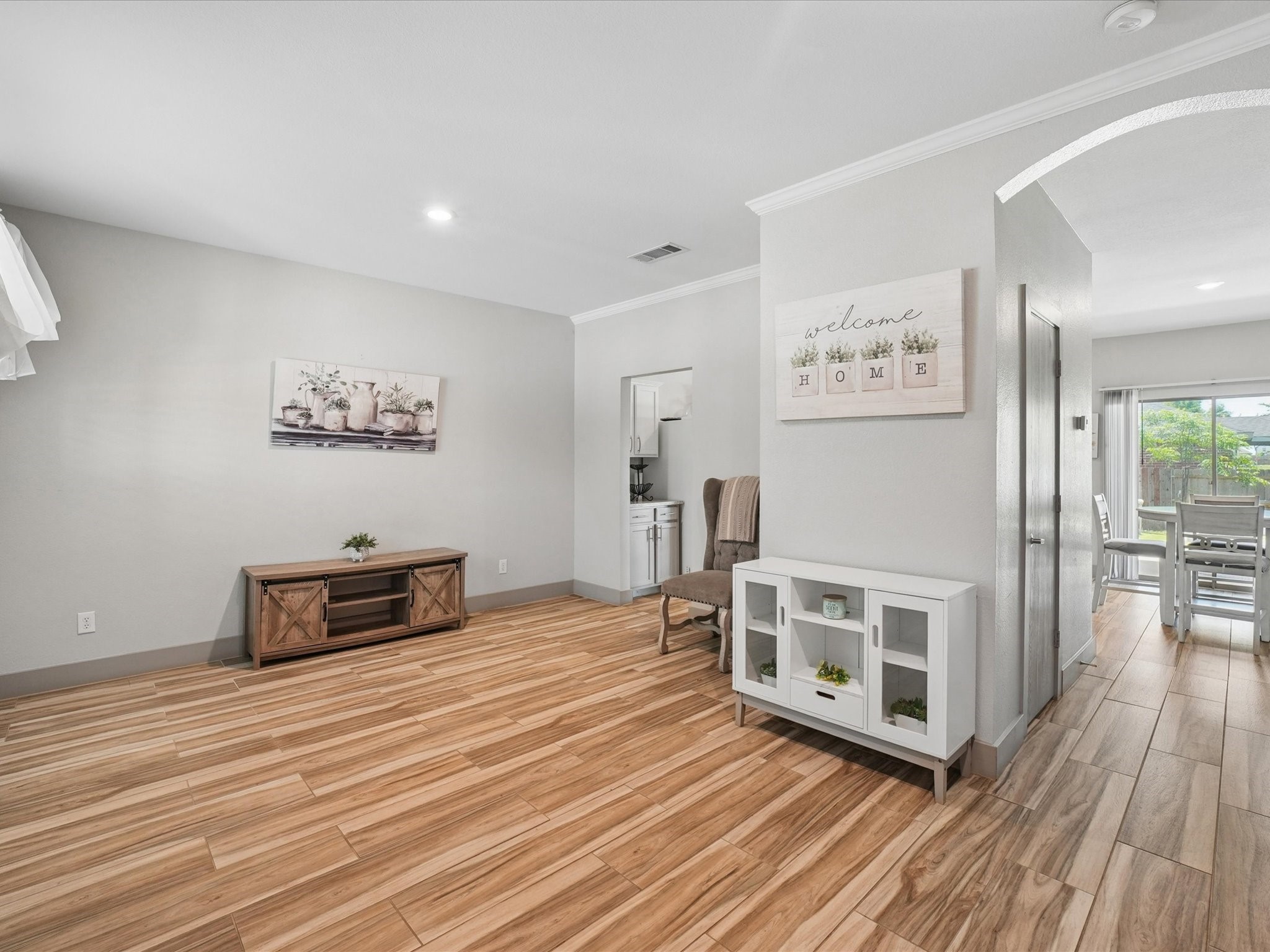 2433 Galemeadow Drive