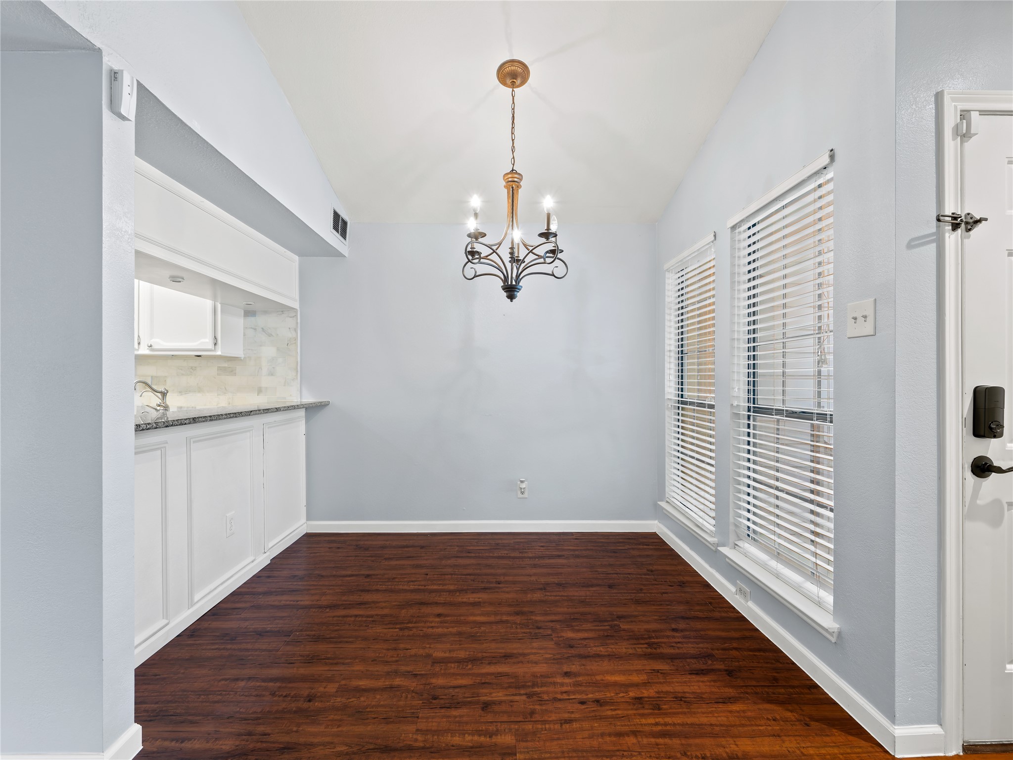 3101 Townbluff Drive 1024