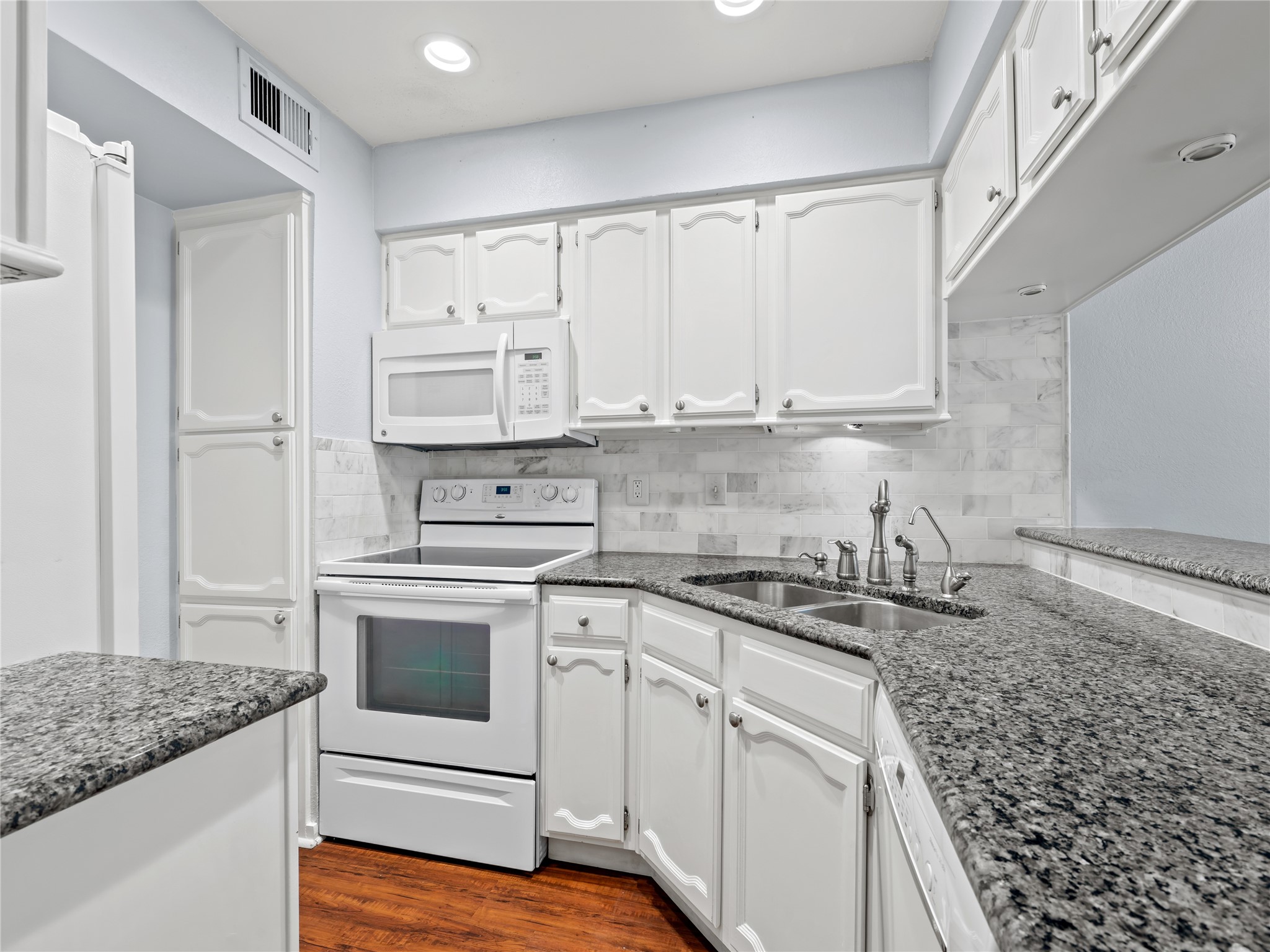3101 Townbluff Drive 1024