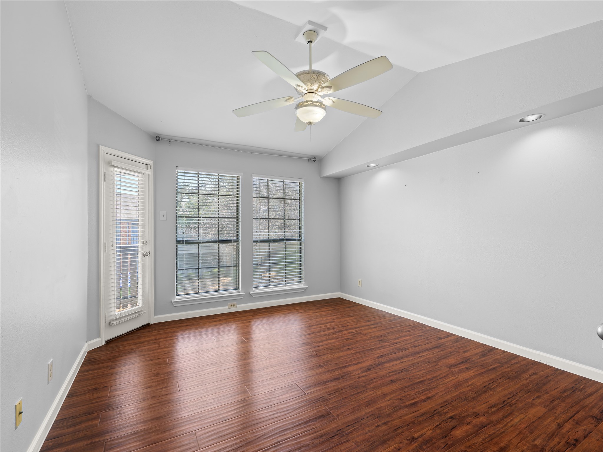 3101 Townbluff Drive 1024