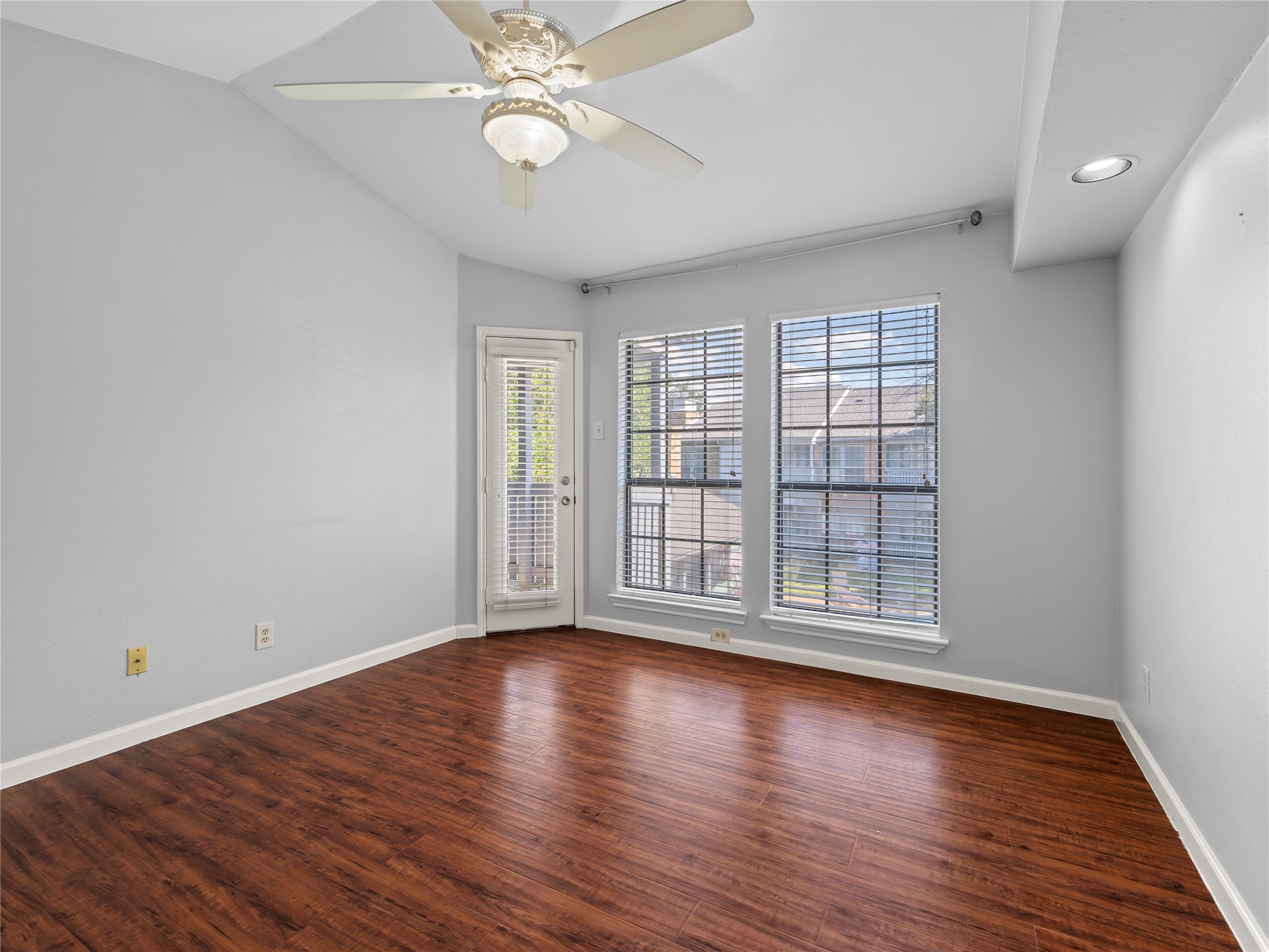 3101 Townbluff Drive 1024