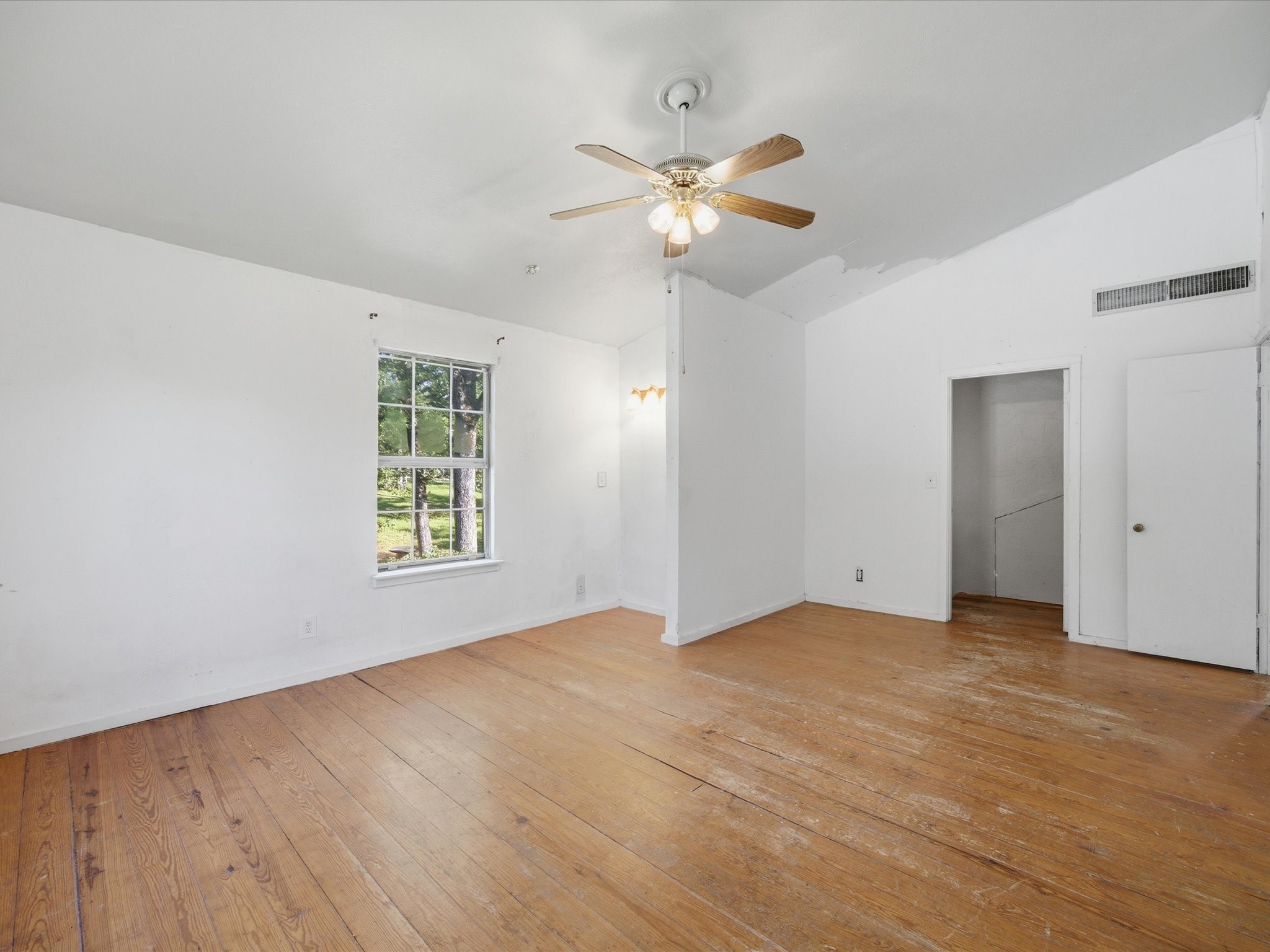 1605 Frann Drive
