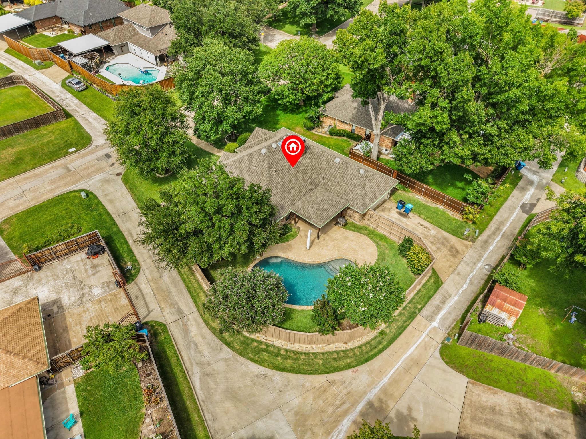 807 Lake Meadows Drive