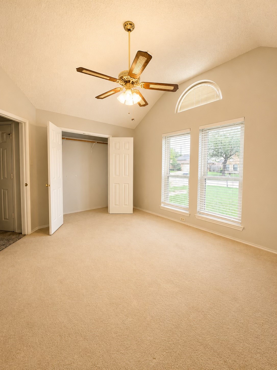 4806 Shadyway Drive