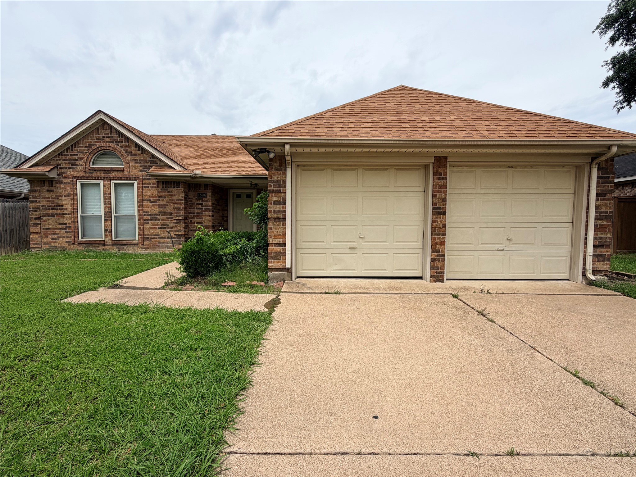 4806 Shadyway Drive