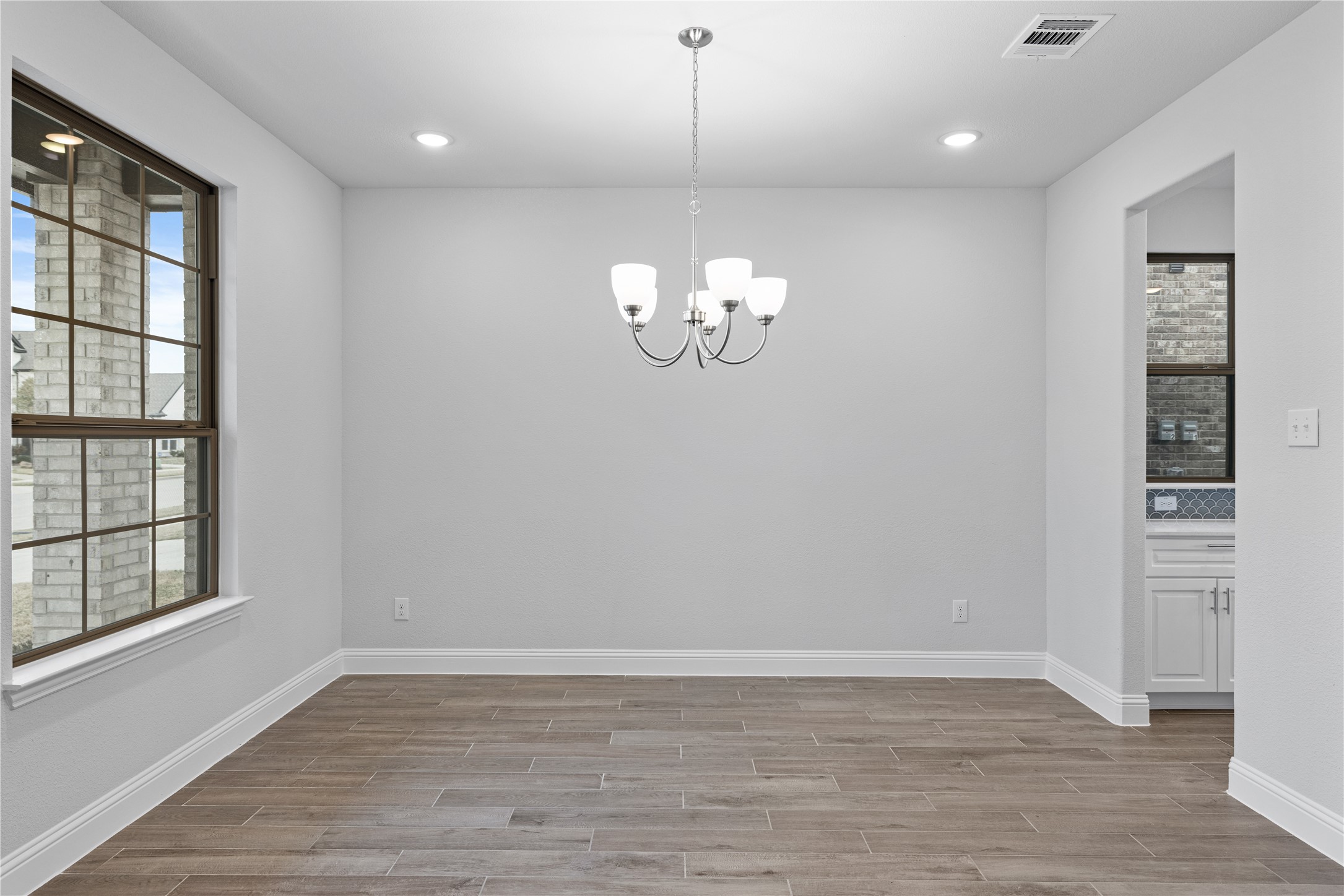 3822 Windmill Court