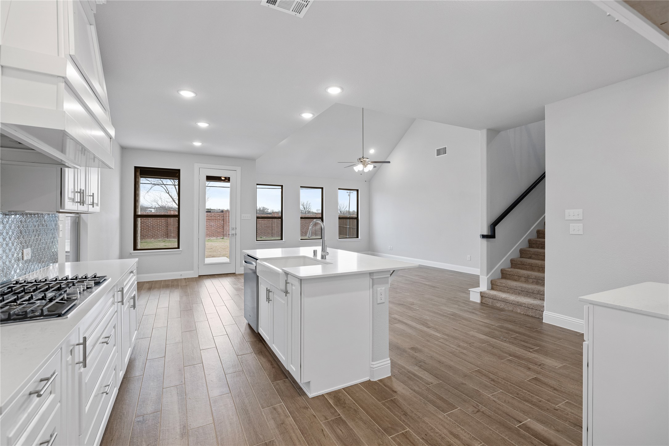 3822 Windmill Court