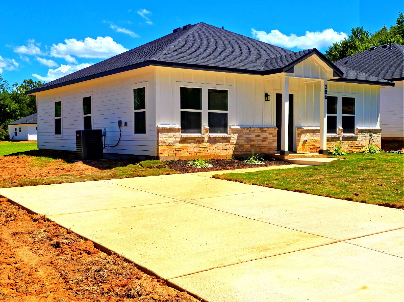 286 10th Street
