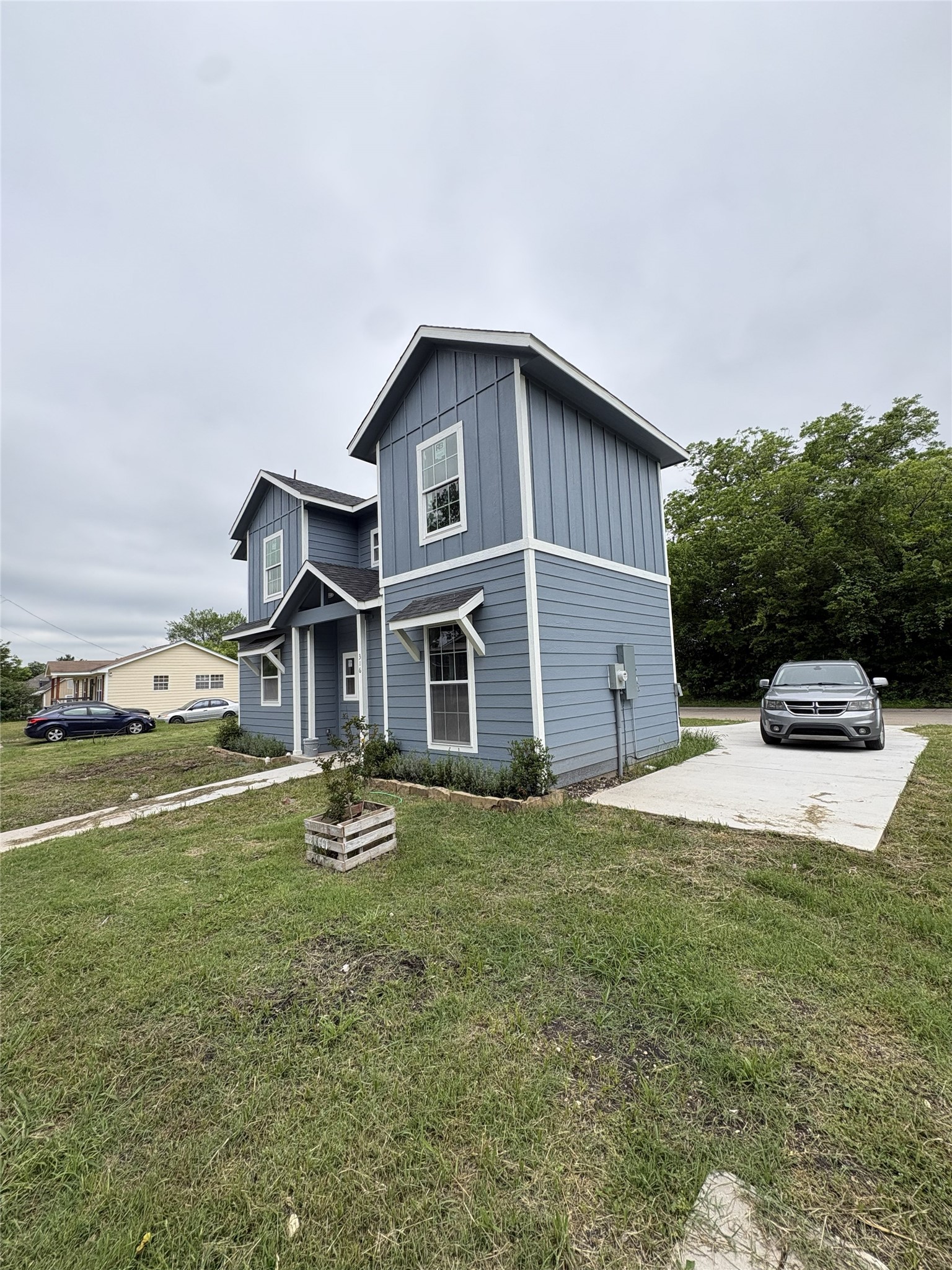 316 Henry Street