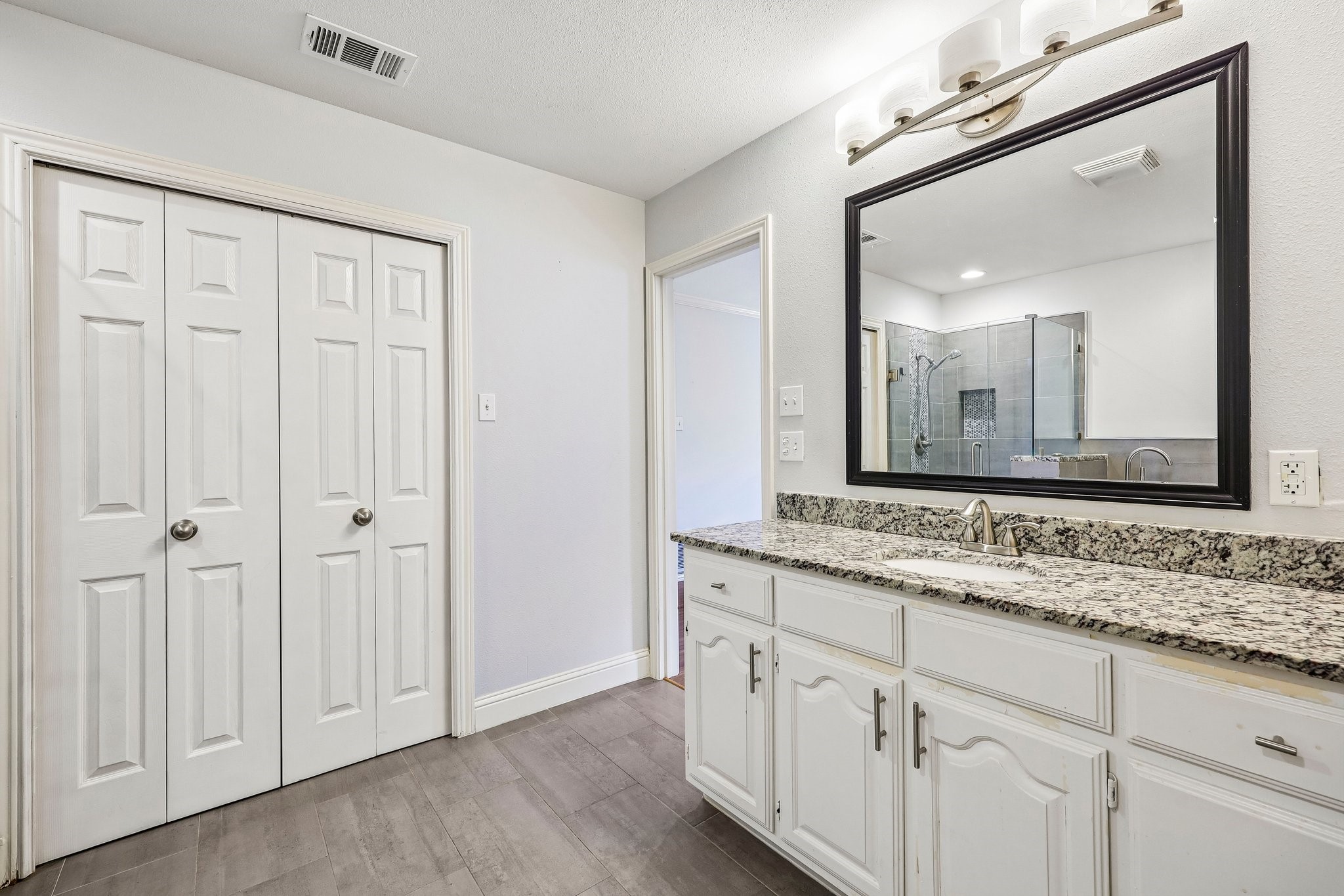5209 Fairway Circle