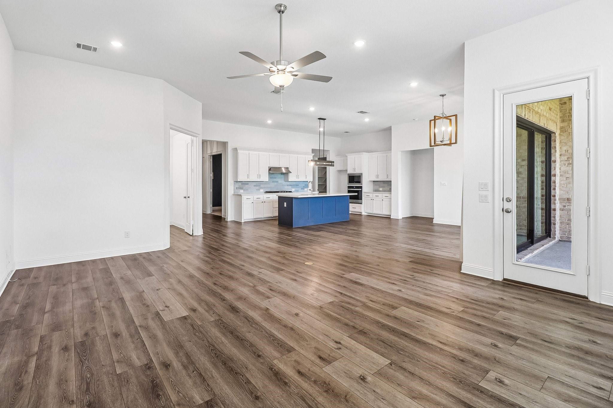 1524 Vermillion Drive
