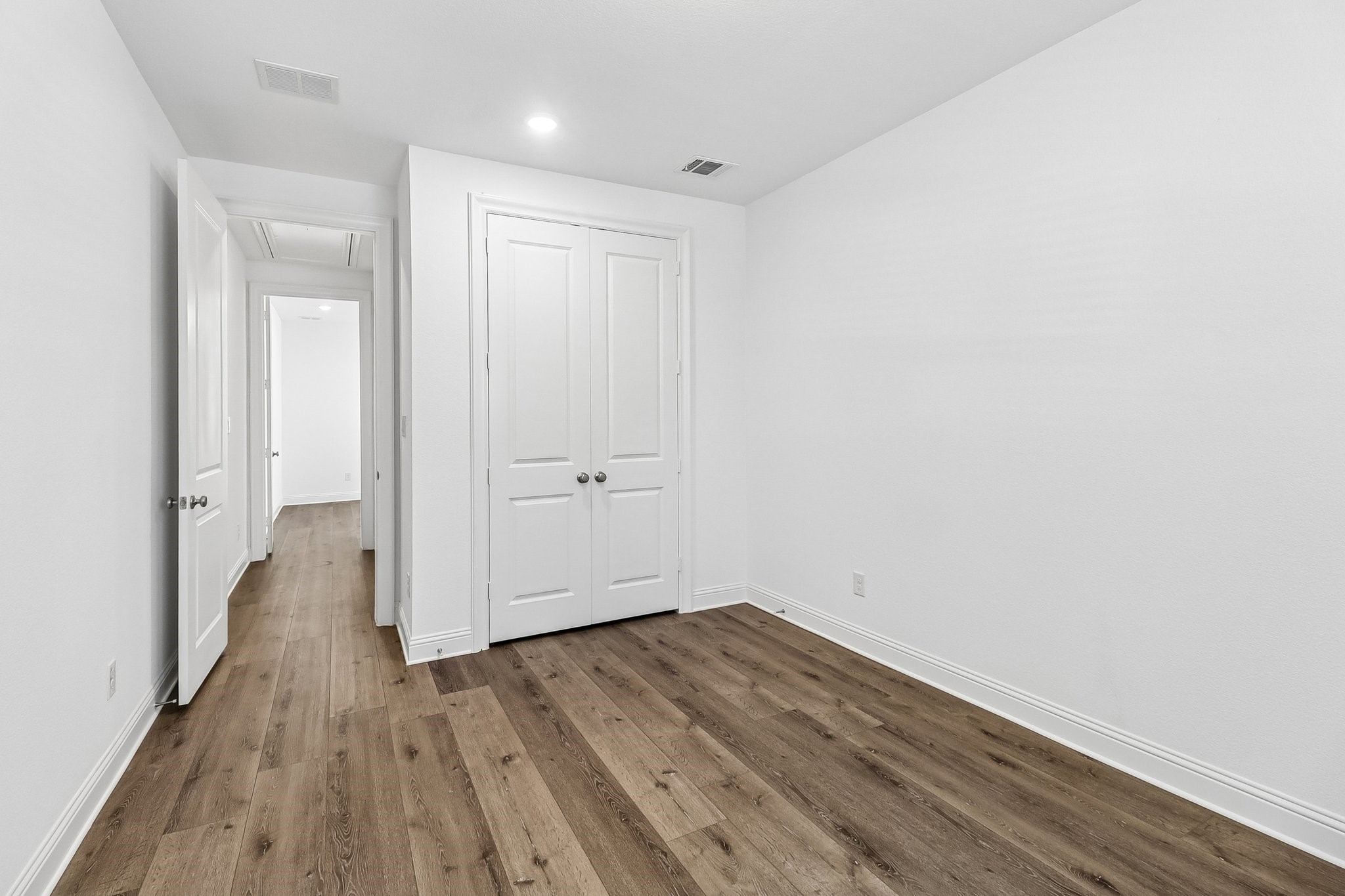 1524 Vermillion Drive
