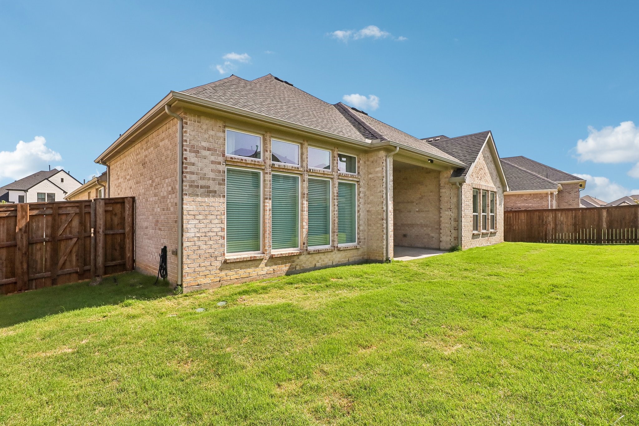 1524 Vermillion Drive