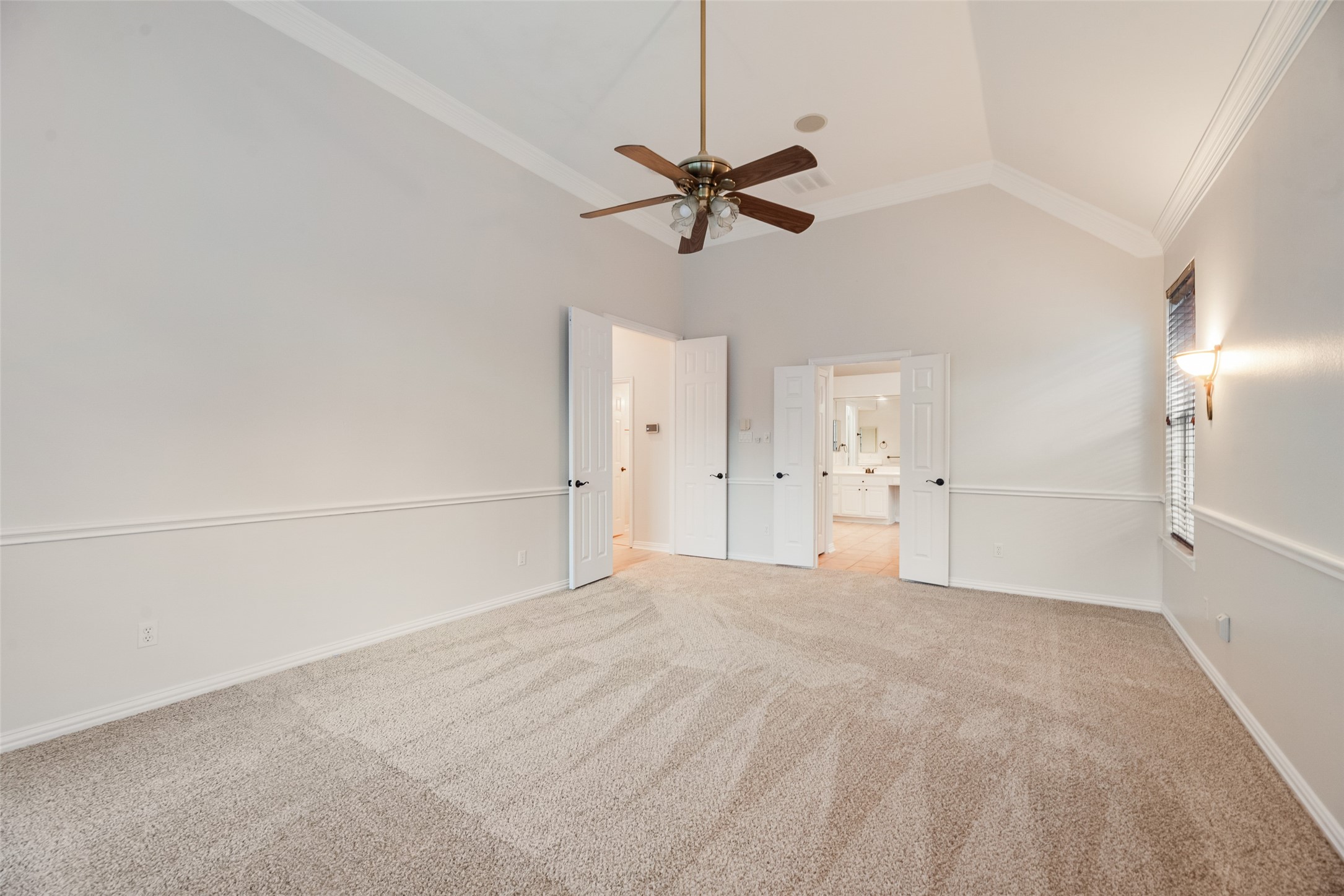 2712 white wing Lane