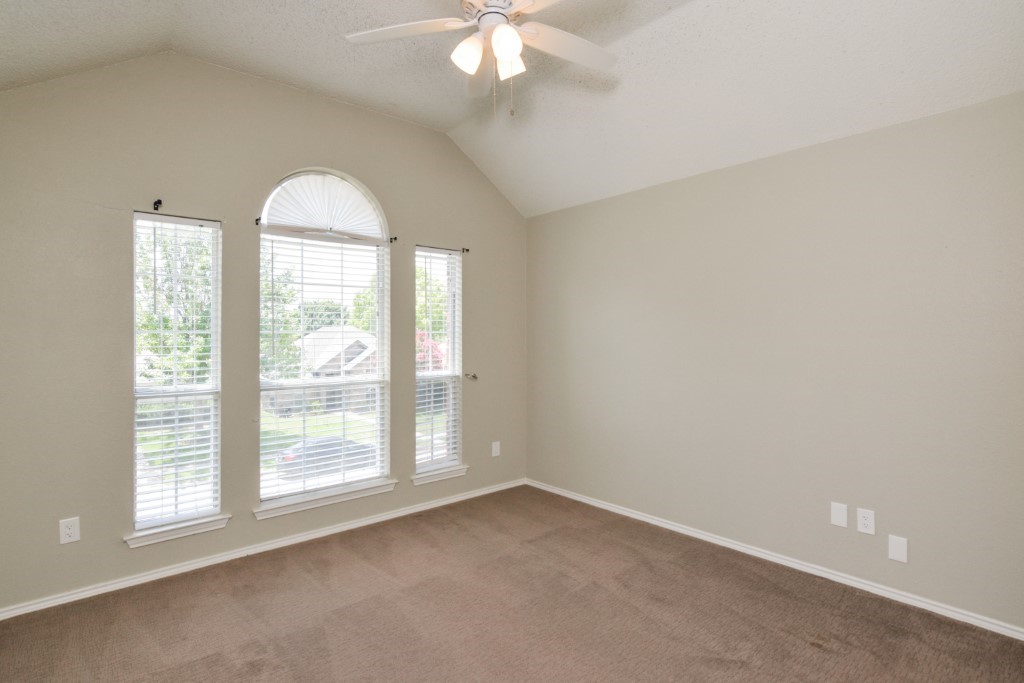 10000 Danbury Drive
