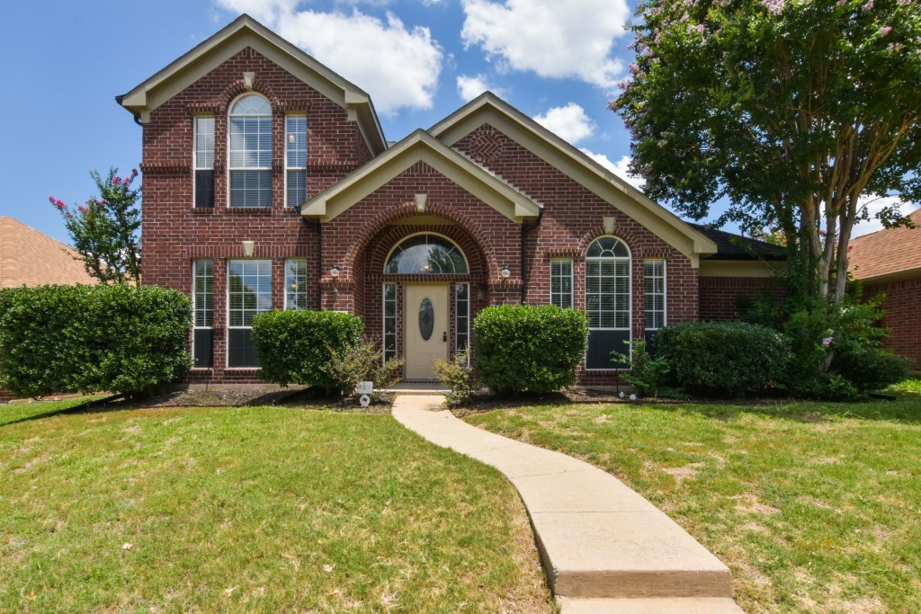 10000 Danbury Drive
