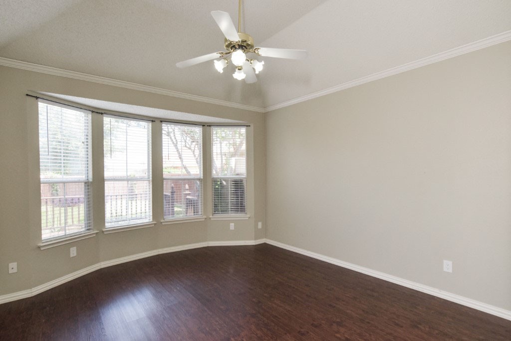 10000 Danbury Drive