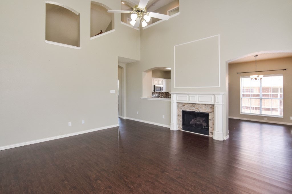 10000 Danbury Drive